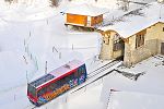 Standseilbahn Funiculaire Chaumont - die Standseilbahn ist auch im Winter unterwegs