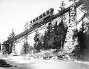 Giessbachbahn Standseilbahn Giessbach - Wagen der 1. Wagengeneration unterwegs