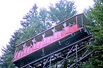 Giessbachbahn im Jahr 1972 - die roten Wagen sind unterwegs - Foto Jean-Henri Manara