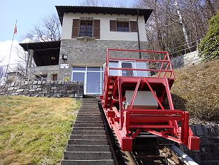 Standseilbahn Kraftwerk Verbano bei Brissago Bergstation Boscopiano