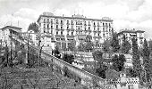 Standseilbahn Funicolare Lugano Angioli mit dem Hotel Bristol