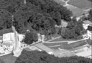 Standseilbahn Fribourg Piscicultures Wagen 1964 auf der Strecke - Archiv ETH-Bibliothek Zürich, Bildarchiv/Stiftung Luftbild Schweiz / LBS_H1-024675