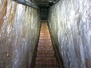 Brig Artilleriewerk A 9005 Simplontunnel Sprengstoffkammern Schrägaufzug Militär - Foto Markus Seitz - Archiv standseilbahnen.ch
