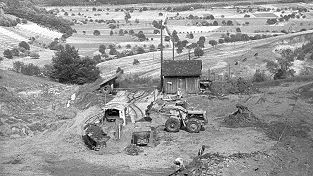 Bergstation Bremsberg Tongrube Eriwis Schinznach Dorf - Standseilbahn Foto Archiv standseilbahnen.ch
