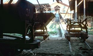 Ziegelei Winterthur Dättnau Schrägaufzug Material-Standseilbahn - Foto Archiv standseilbahnen.ch